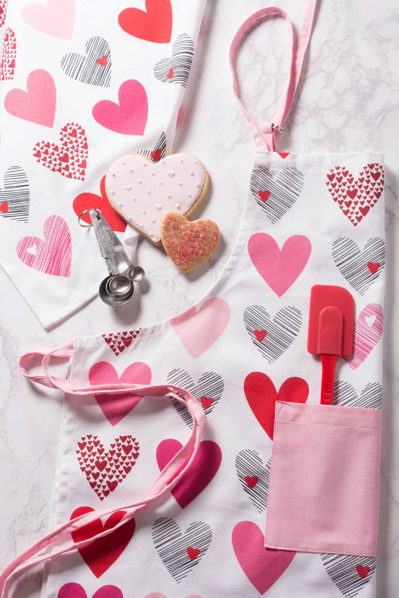 DII® Hearts Collage Printed Dishtowels, 2ct.
